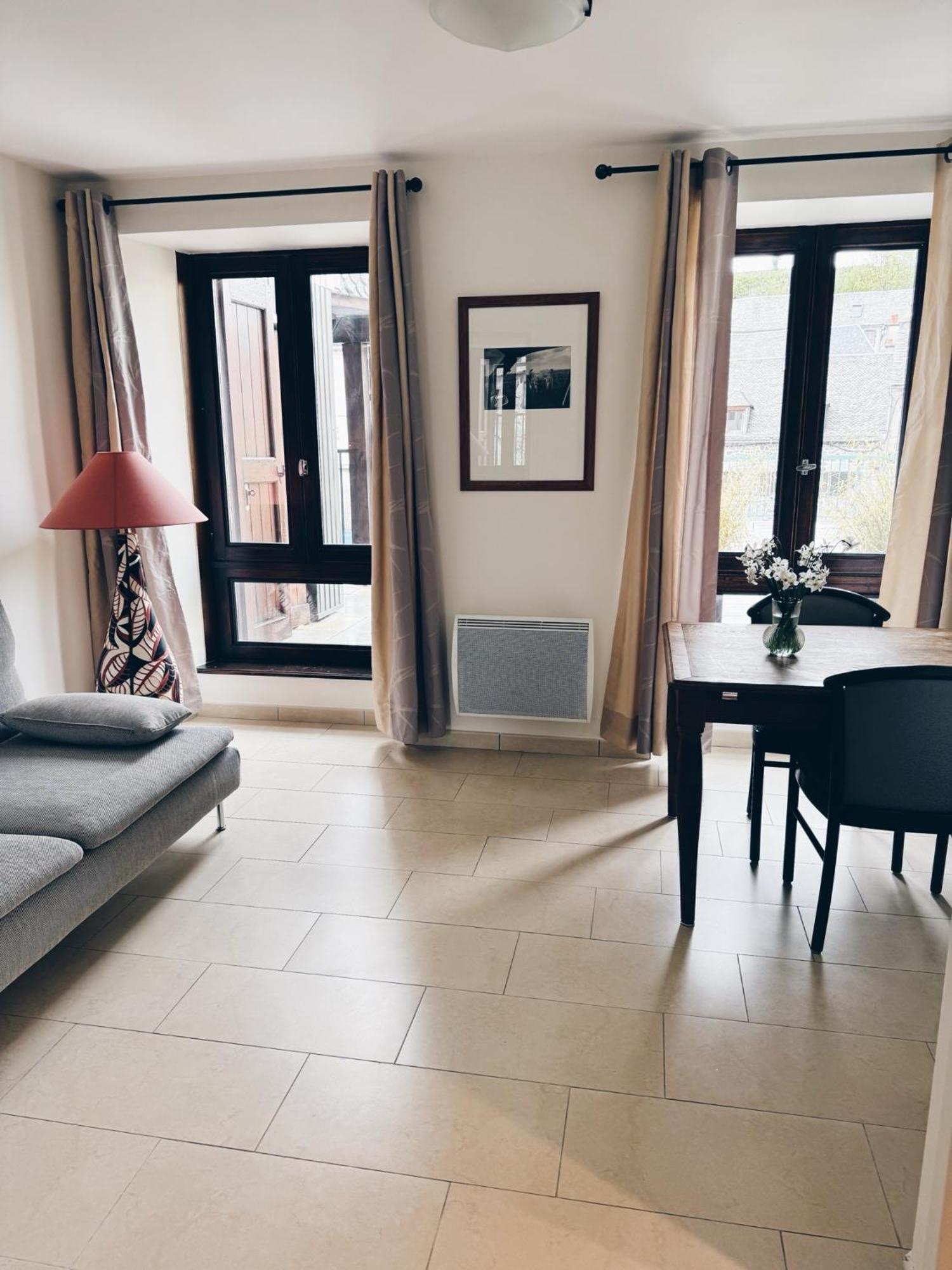 Le Regis Apartment Laguiole Luaran gambar