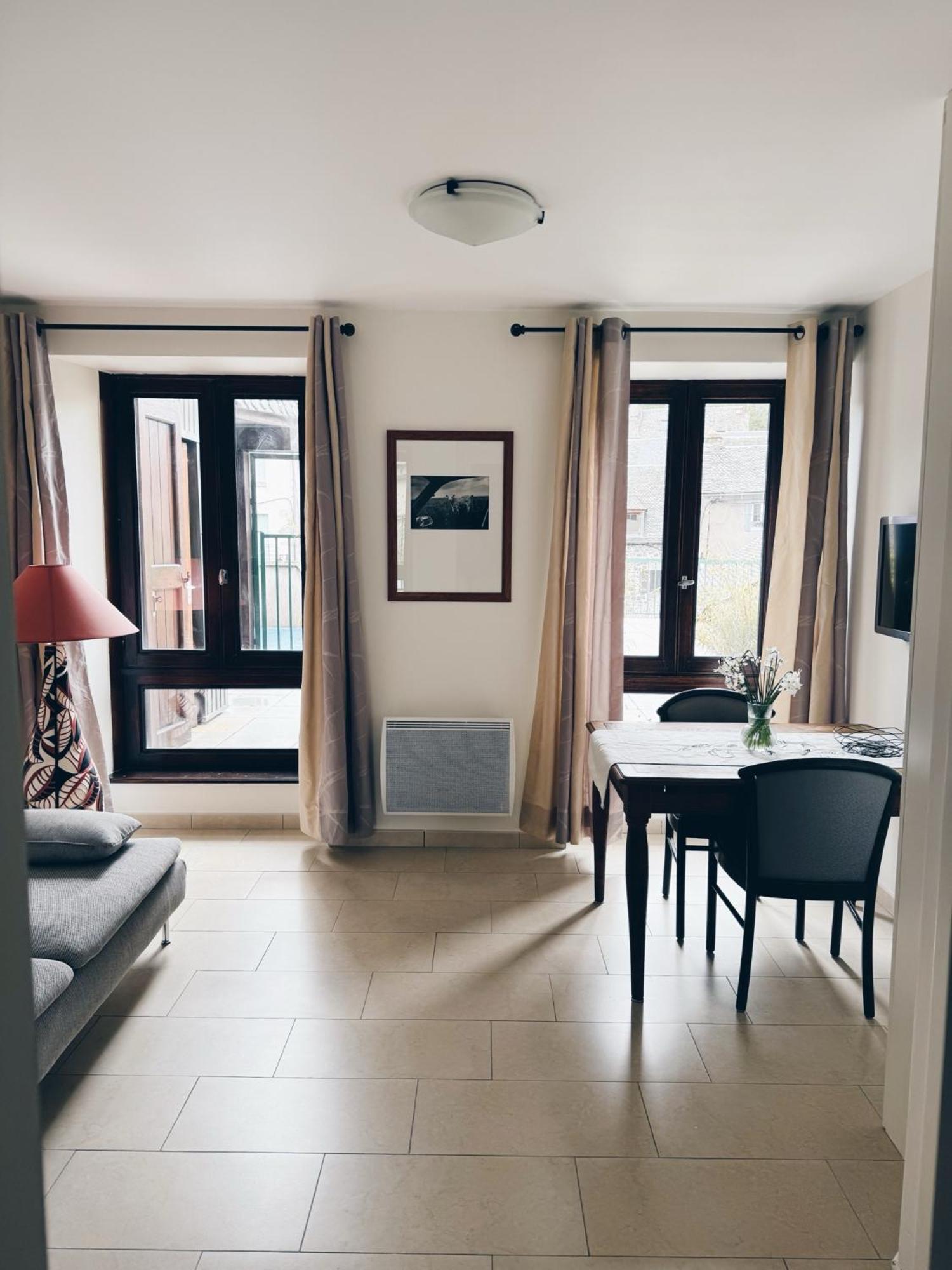 Le Regis Apartment Laguiole Luaran gambar